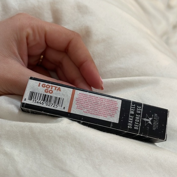 JEFFREE STAR COSMETICS Velour Liquid Lipstick in I Gotta Go - Picture 4 of 5
